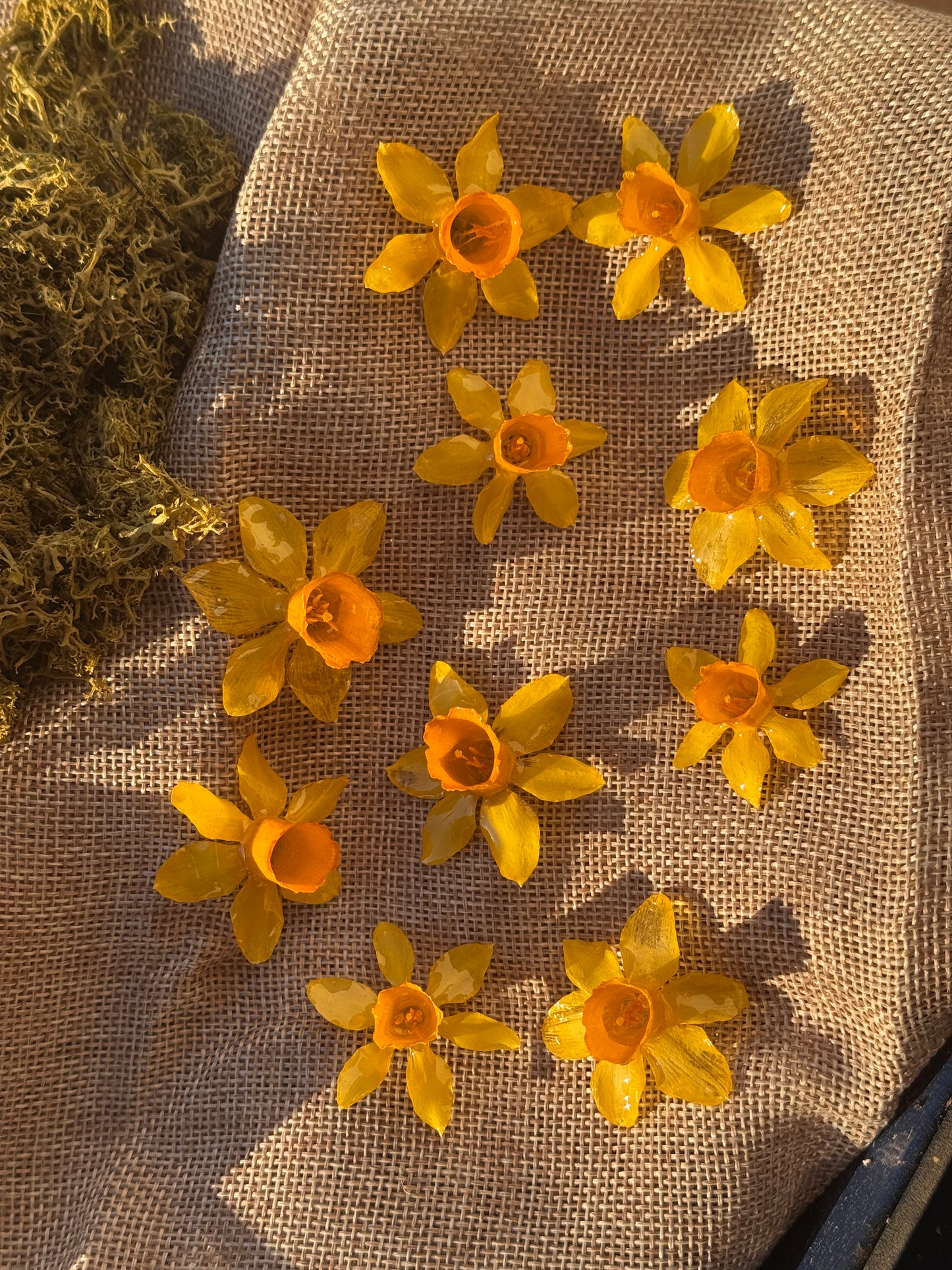 Pendientes narciso simple