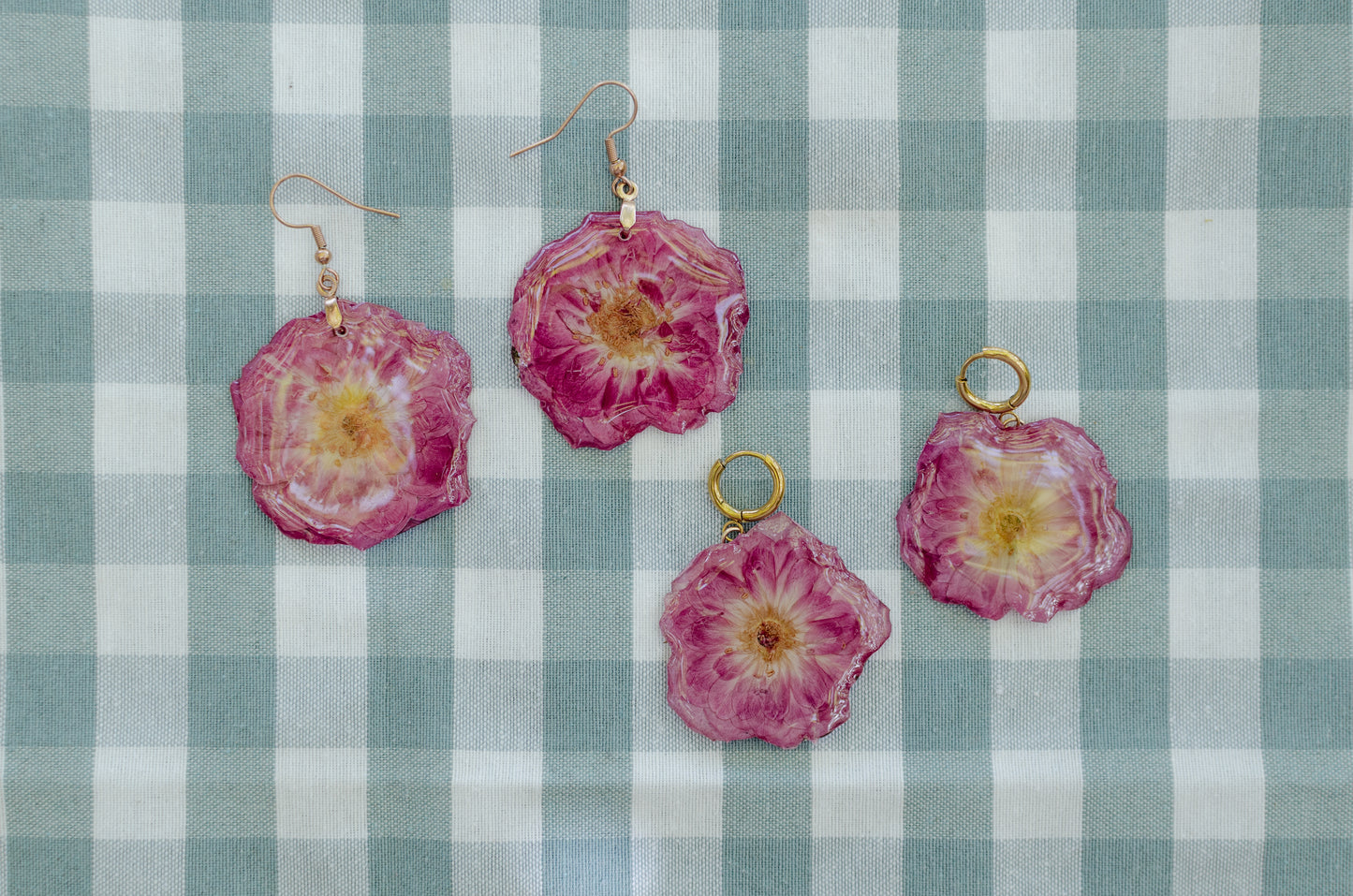 Pendientes de rosa
