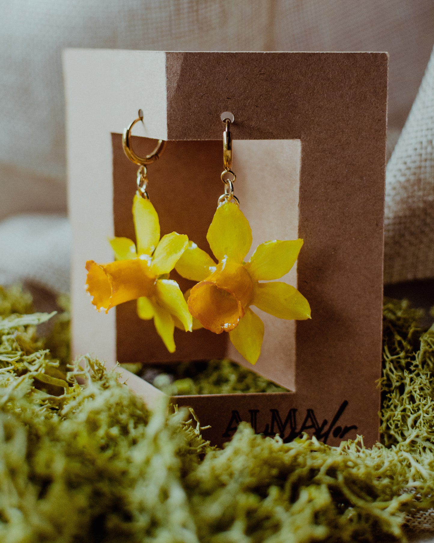 Pendientes narciso simple