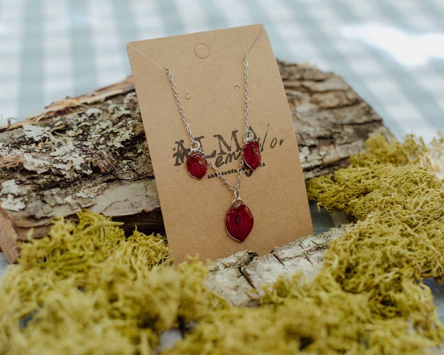 Collar triple mini buganvilla