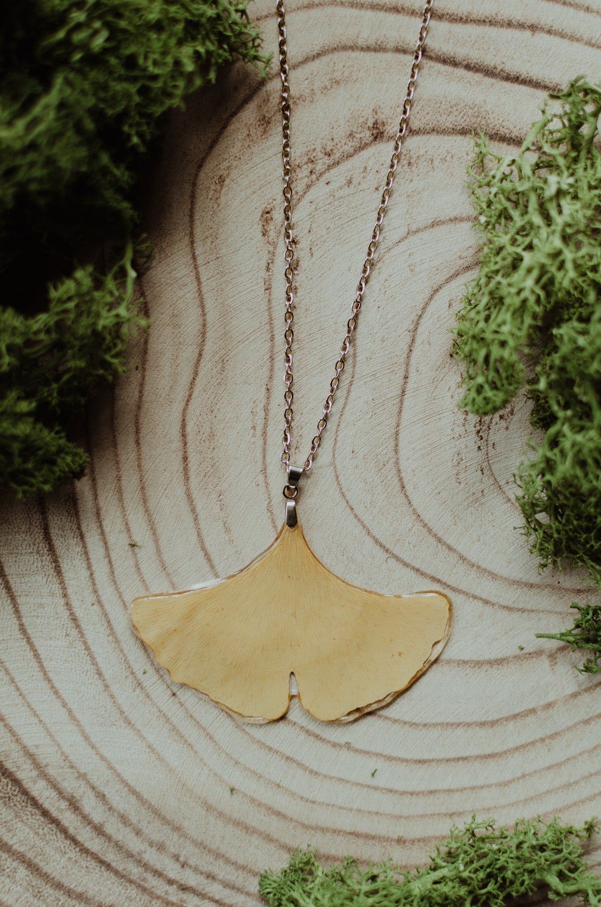 Collar hoja de Ginkgo