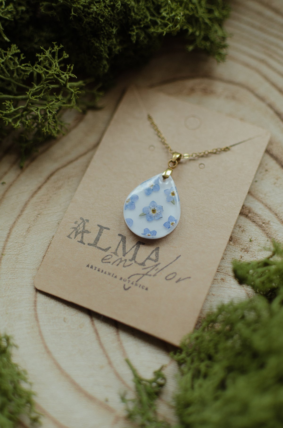 Collar gota bouquet nomeolvides azules