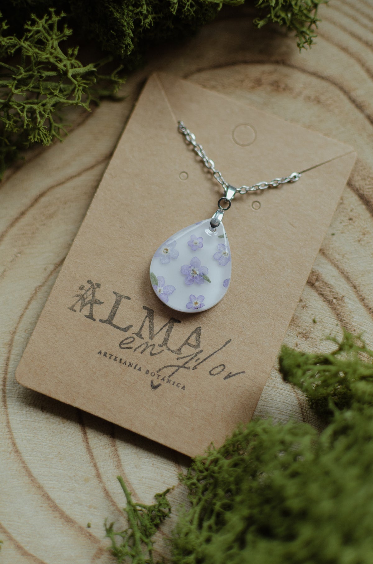 Collar gota bouquet nomeolvides lila