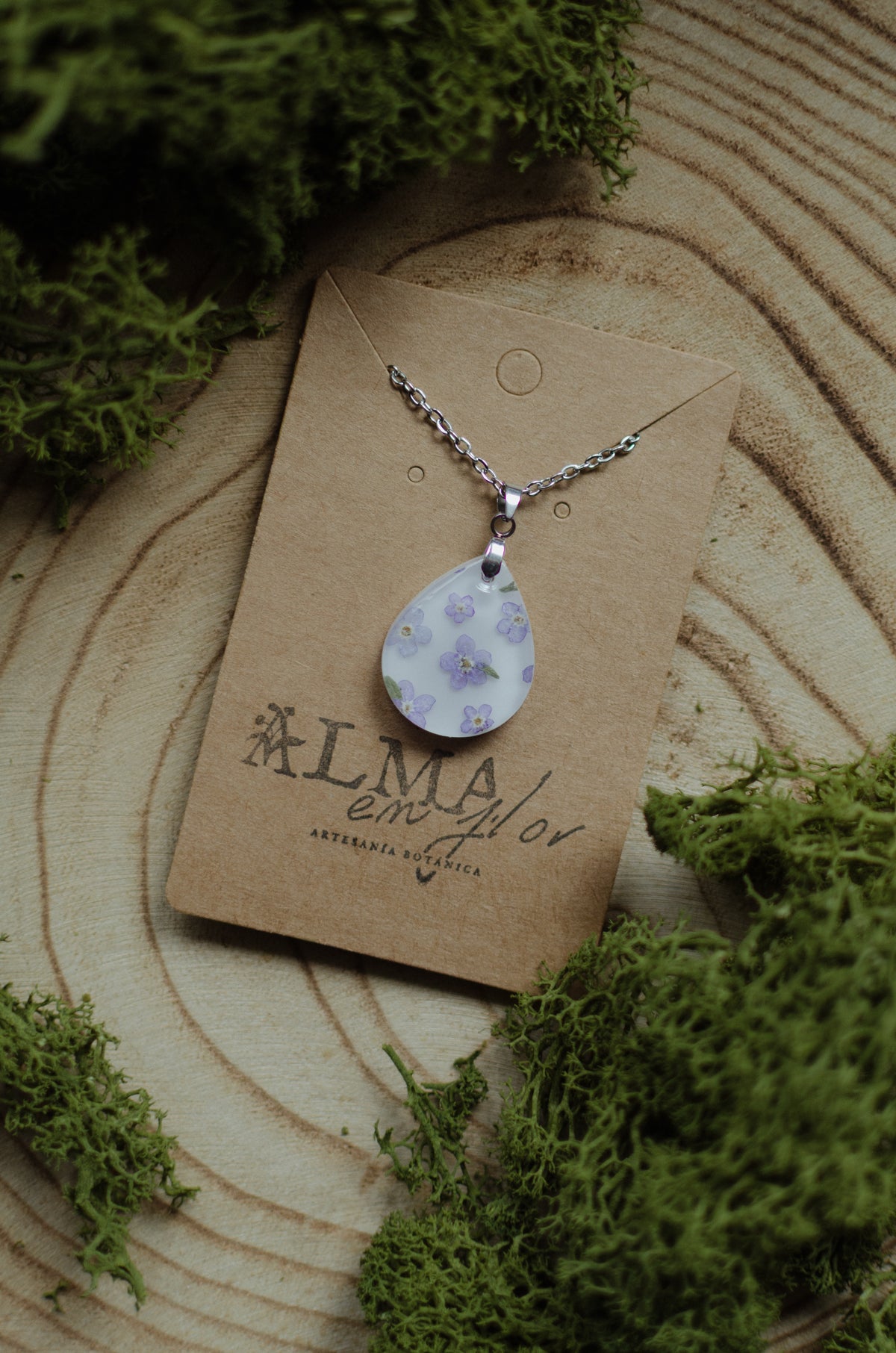 Collar gota bouquet nomeolvides lila